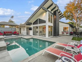612 W Northgate Drive, Irving, TX 75062