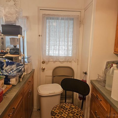 1502 Clovernoll Drive, North College Hill, OH 45231