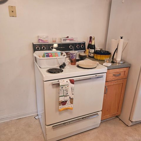1502 Clovernoll Drive, North College Hill, OH 45231