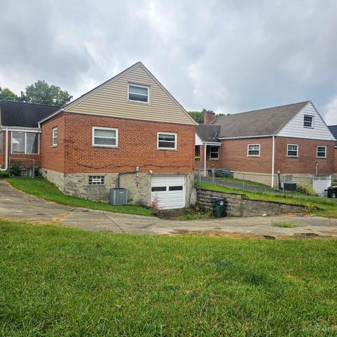1502 Clovernoll Drive, North College Hill, OH 45231