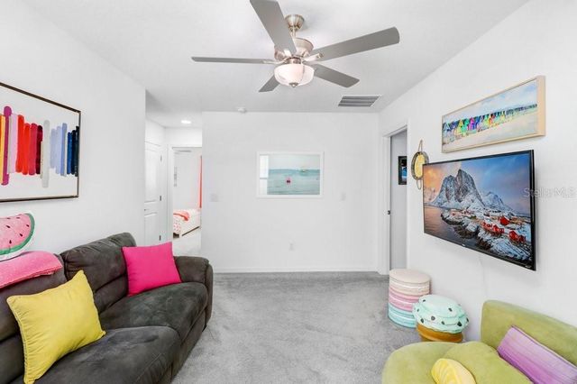11099 RADIANT SHORE LOOP, San Antonio, FL 33576