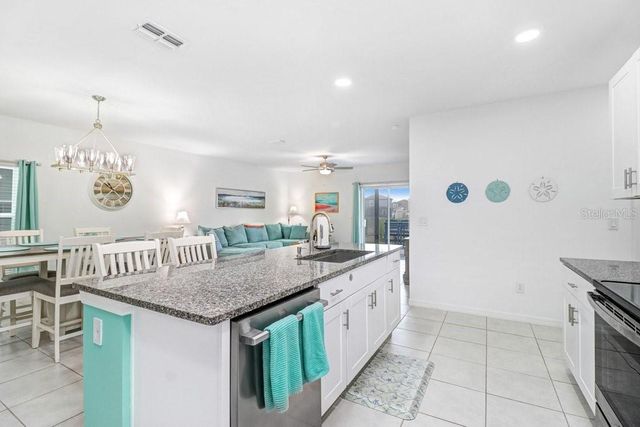 11099 RADIANT SHORE LOOP, San Antonio, FL 33576