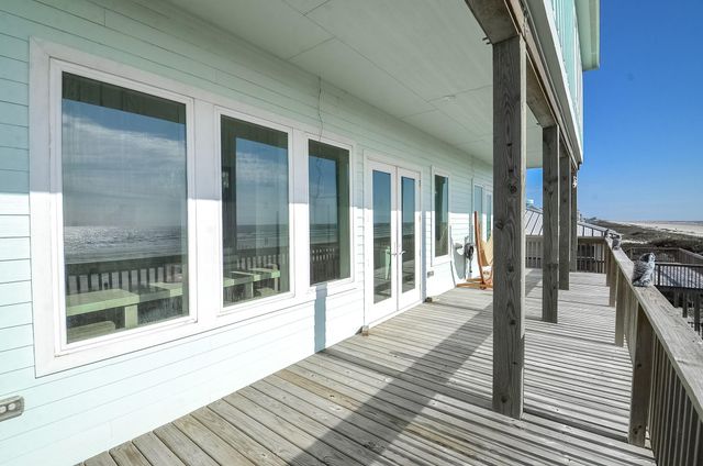 23110 Gulf Drive, Galveston, TX 77554