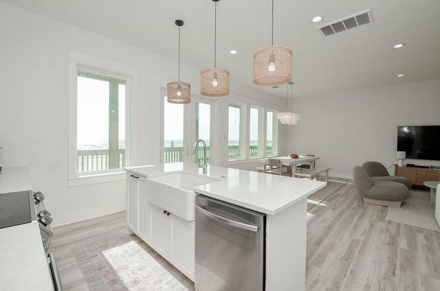 23110 Gulf Drive, Galveston, TX 77554