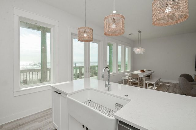 23110 Gulf Drive, Galveston, TX 77554