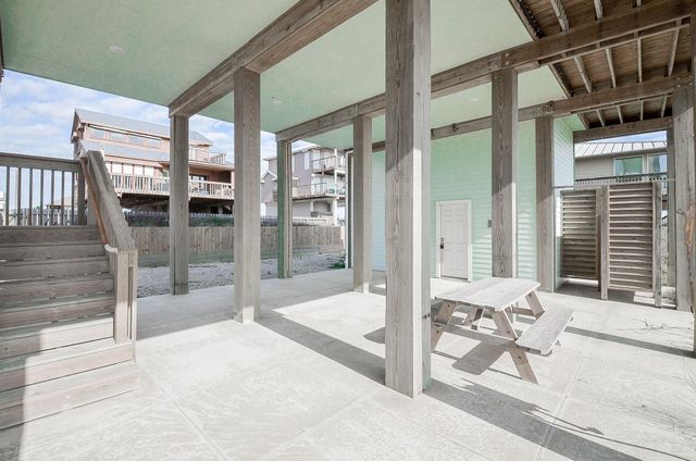 23110 Gulf Drive, Galveston, TX 77554