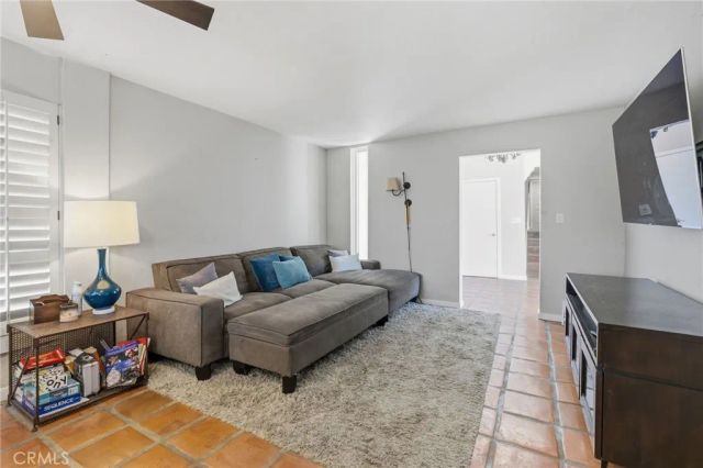 2 Wrangler, Bell Canyon, CA 91307