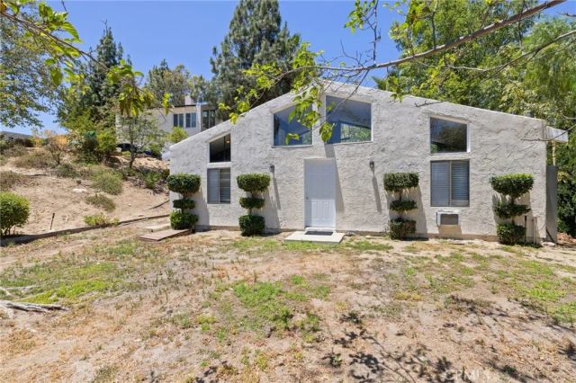 2 Wrangler, Bell Canyon, CA 91307