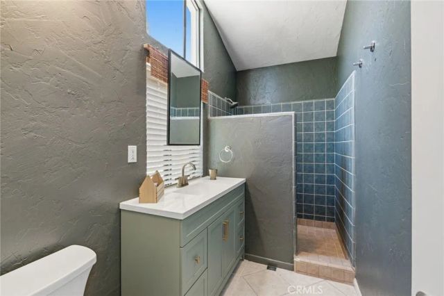 2 Wrangler, Bell Canyon, CA 91307