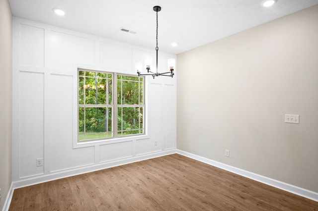 1749 Powell Rd, Clarksville, TN 37043