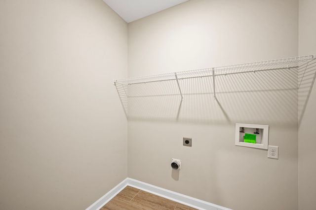 1749 Powell Rd, Clarksville, TN 37043