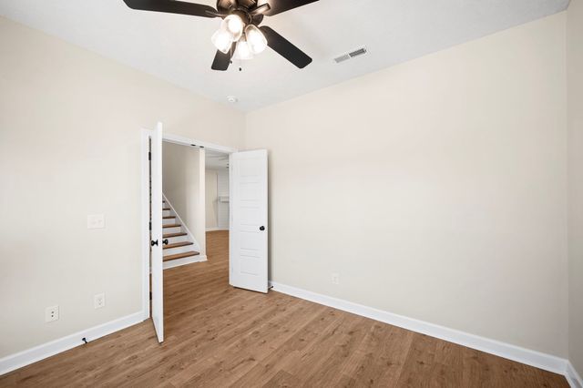 1749 Powell Rd, Clarksville, TN 37043