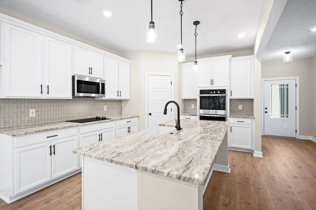 1749 Powell Rd, Clarksville, TN 37043