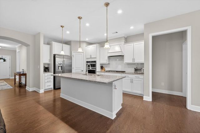 5736 Cypress Bluff Lane, Hoschton, GA 30548