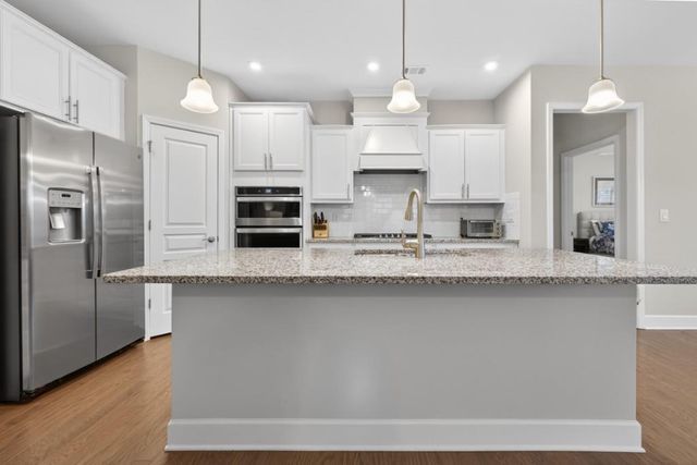 5736 Cypress Bluff Lane, Hoschton, GA 30548