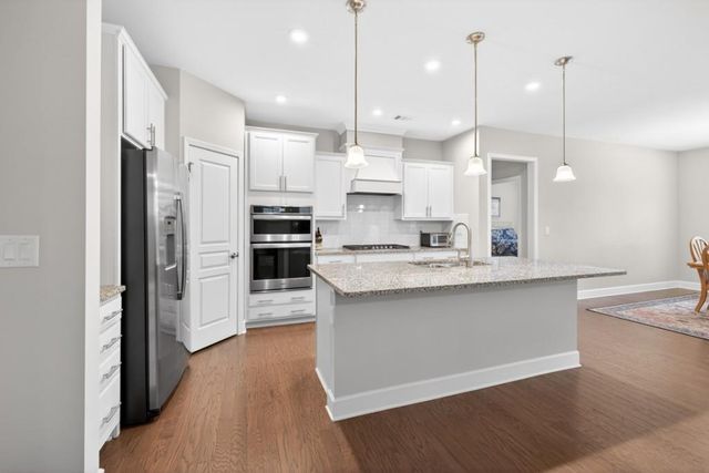 5736 Cypress Bluff Lane, Hoschton, GA 30548