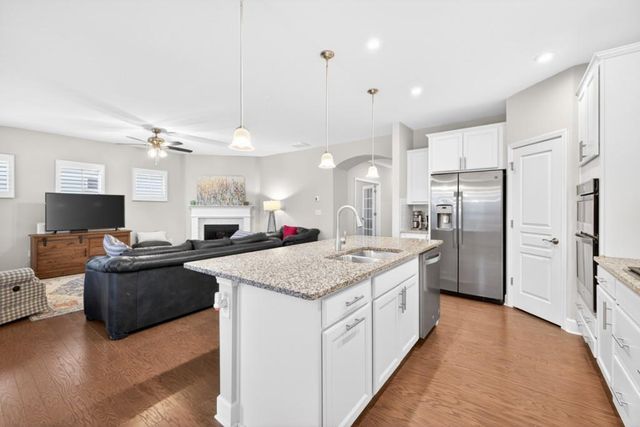 5736 Cypress Bluff Lane, Hoschton, GA 30548