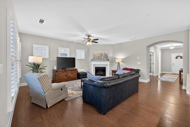 5736 Cypress Bluff Lane, Hoschton, GA 30548