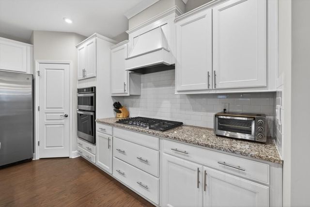 5736 Cypress Bluff Lane, Hoschton, GA 30548