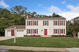 5500 HAMPTON FOREST WAY, Fairfax, VA 22030