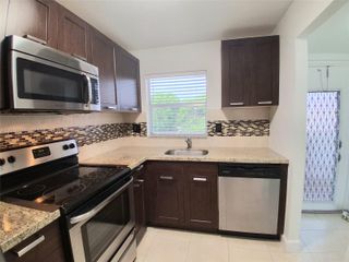 9460 Sunrise Lakes Boulevard 309, Sunrise, FL 33322