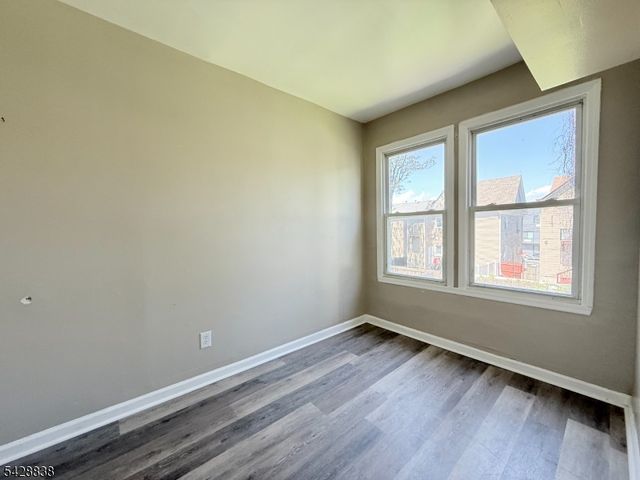 79 Godwin Ave, Paterson City, NJ 07501