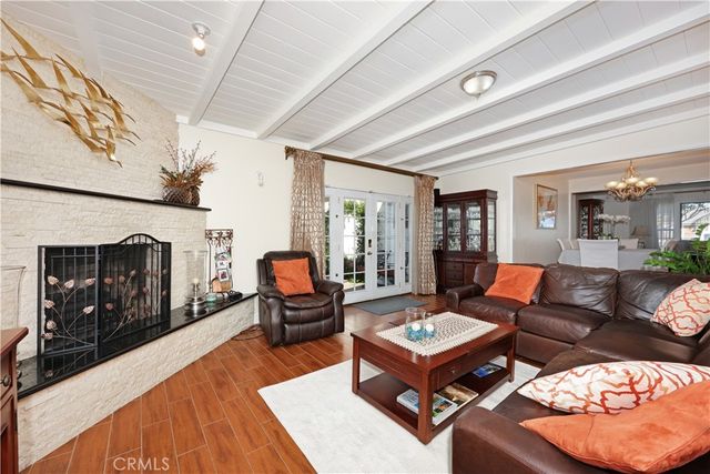 10011 Wiley Burke, Downey, CA 90240