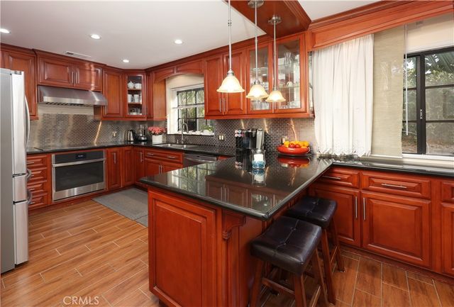 10011 Wiley Burke, Downey, CA 90240