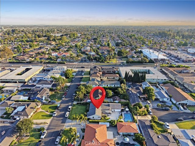 10011 Wiley Burke, Downey, CA 90240