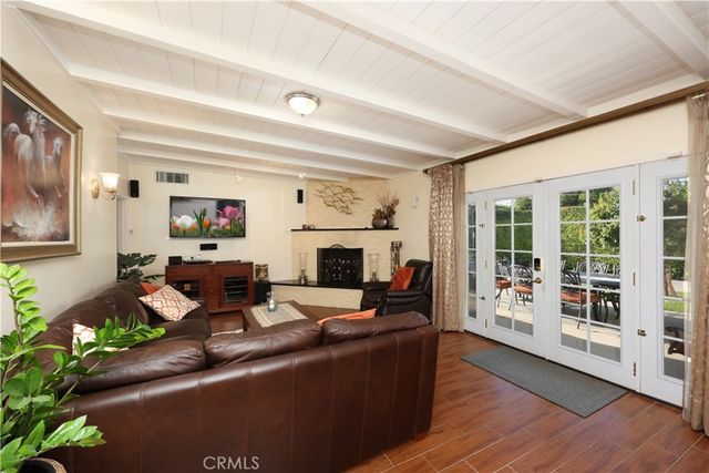 10011 Wiley Burke, Downey, CA 90240
