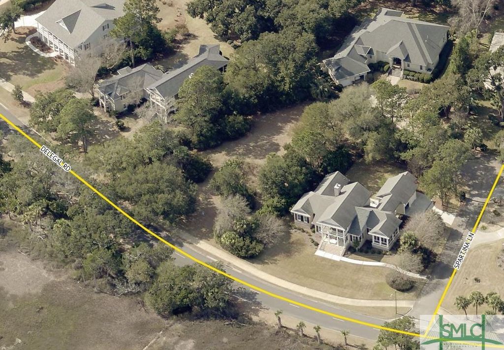 Image 4 of property listing at 79 Delegal Road, Savannah, GA 31411