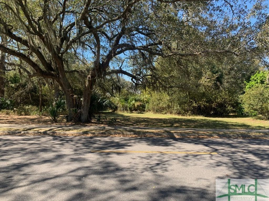 Image 9 of property listing at 79 Delegal Road, Savannah, GA 31411