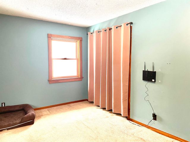 1422 Cabot Road, Woodbury, VT 05681