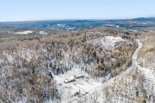 1422 Cabot Road, Woodbury, VT 05681