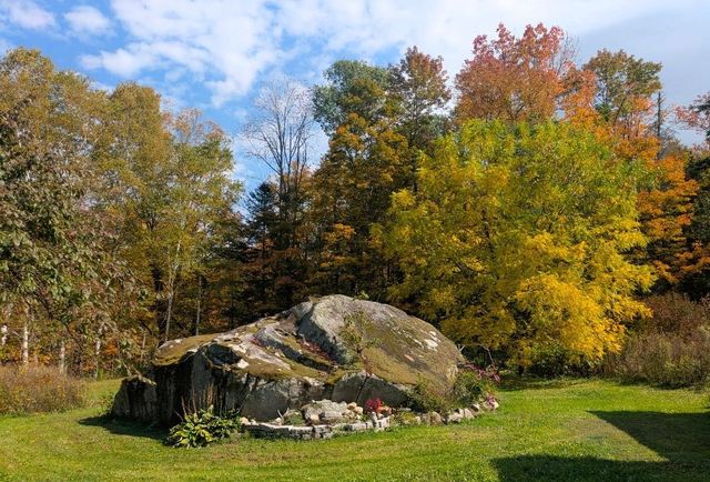 1422 Cabot Road, Woodbury, VT 05681