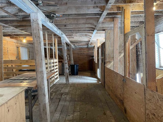 1422 Cabot Road, Woodbury, VT 05681