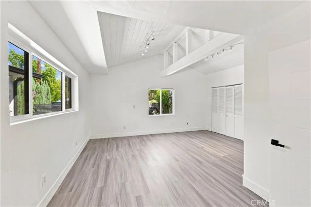 5527 Beckford Avenue, Tarzana, CA 91356