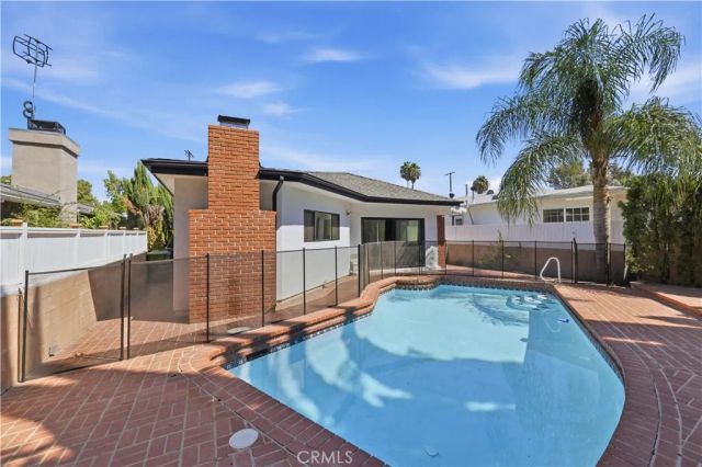 5527 Beckford Avenue, Tarzana, CA 91356