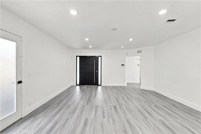 5527 Beckford Avenue, Tarzana, CA 91356
