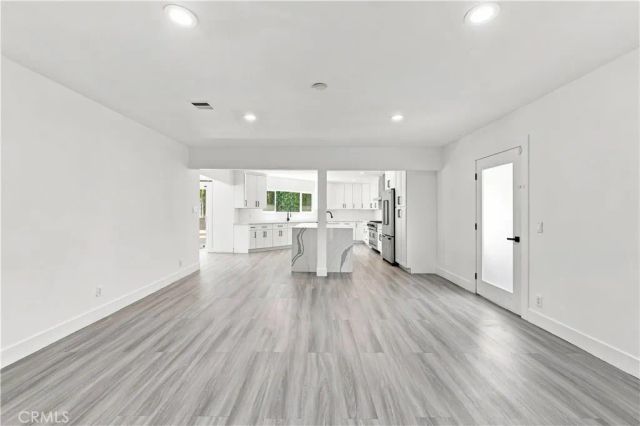 5527 Beckford Avenue, Tarzana, CA 91356