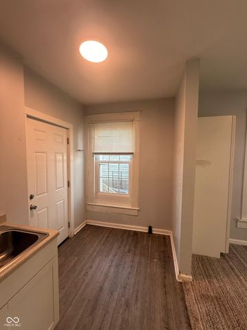 3030 E 10th Street, Indianapolis, IN 46201