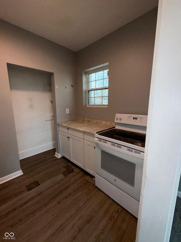 3030 E 10th Street, Indianapolis, IN 46201