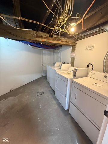 3030 E 10th Street, Indianapolis, IN 46201