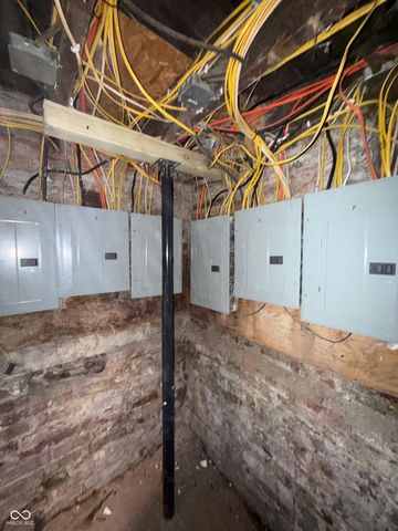 3030 E 10th Street, Indianapolis, IN 46201