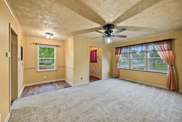 529 Franklin St., Salina, KS 67401