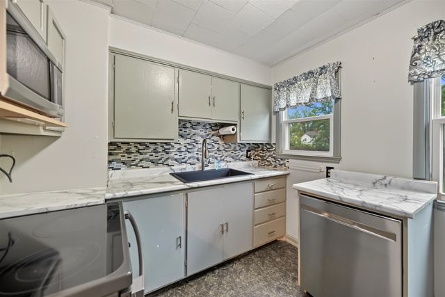 529 Franklin St., Salina, KS 67401