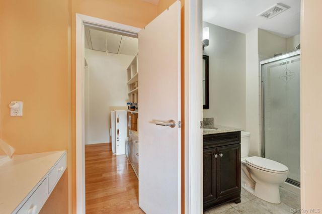 11 Manors Drive, Jericho, NY 11753