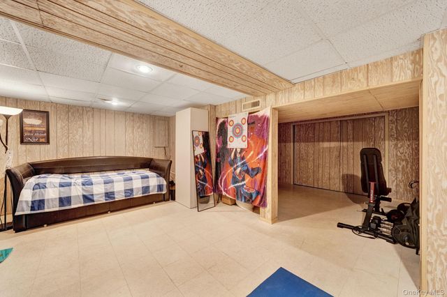 11 Manors Drive, Jericho, NY 11753