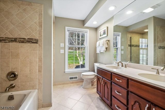 20 Fieldstone Dr, Morris Twp., NJ 07960