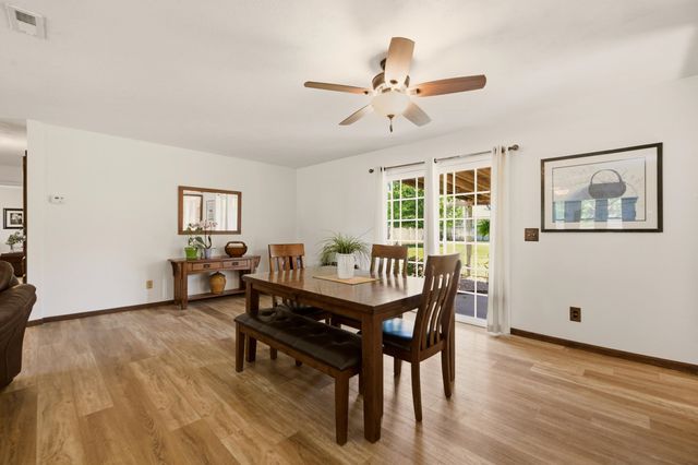 504 N Ridge Way Rd, Rose Hill, KS 67133